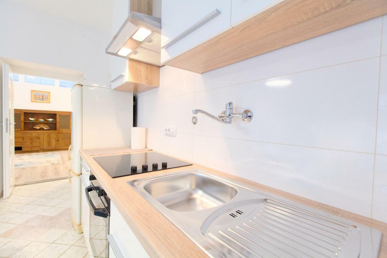 Apartments Rauch Pula Extérieur photo
